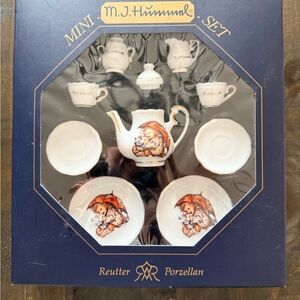 M.J. Hummel Reutter Porzellan Germany Mini Tea Set  - Umbrella Girl Marked